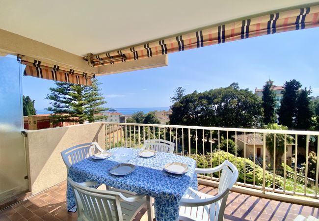 Studio a Menton - Studio vista mare al Fontana Rosa