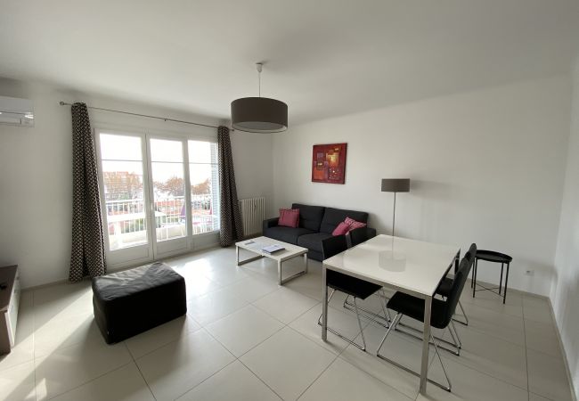 Appartamento a Menton - Attico Moderno con Vista Mare - Pelouses Appartamento a Menton - Attico Moderno con Vista Mare - Pelouses