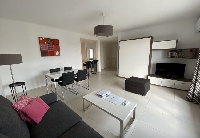 Appartamento a Menton - Attico Moderno con Vista Mare - Pelouses Appartamento a Menton - Attico Moderno con Vista Mare - Pelouses