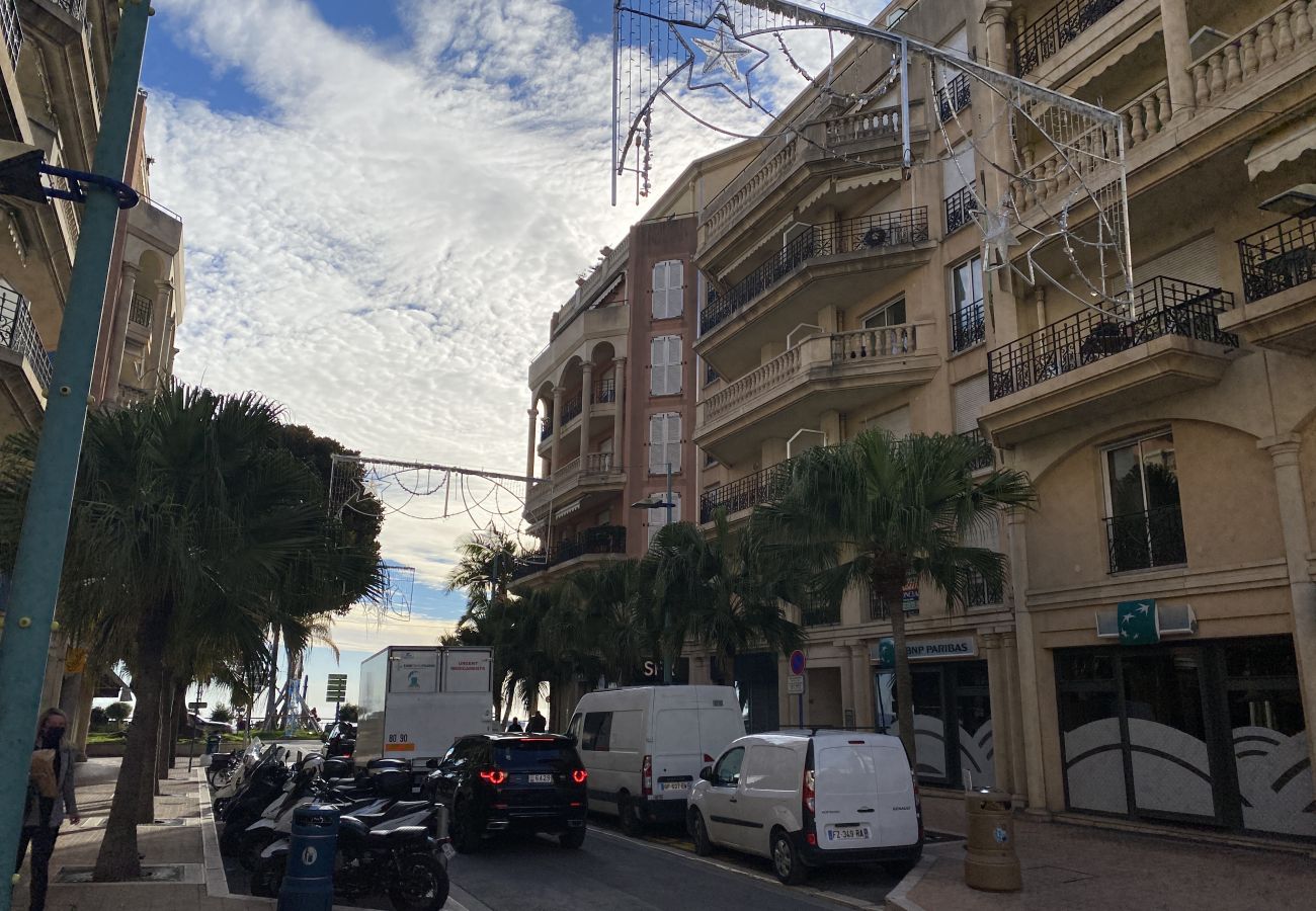 Studio a Menton - Lovely studio with swimming pool - Victoria Palace