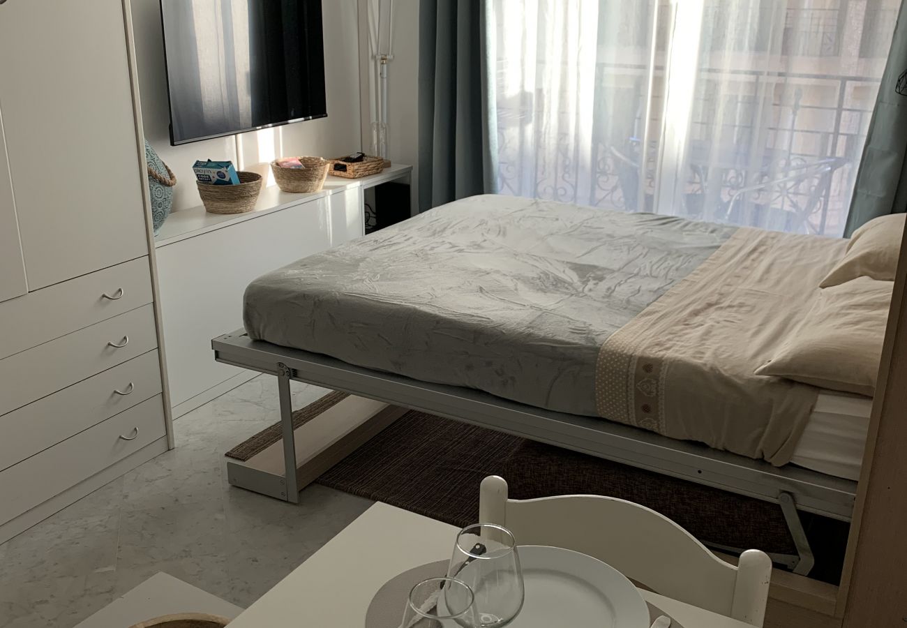 Studio a Menton - Lovely studio with swimming pool - Victoria Palace