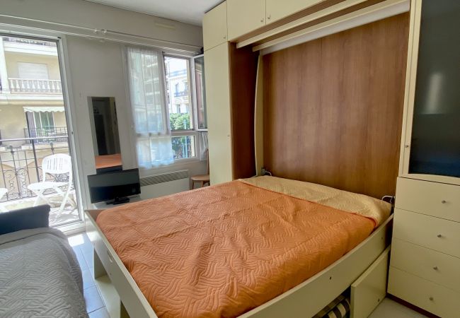 Studio a Menton - Monolocale vicino al mare - Queen's Garden Studio a Menton - Monolocale vicino al mare - Queen's Garden