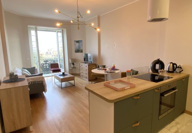 Appartamento a Menton - Appartamento di charme fronte mare nel cuore di Menton al Garavan Palace Appartamento a Menton - Appartamento di charme fronte mare nel cuore di Menton al Garavan Palace