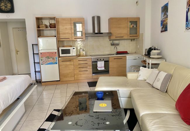 Studio a Menton - Accogliente Monolocale al Jardin des Muses Studio a Menton - Accogliente Monolocale al Jardin des Muses