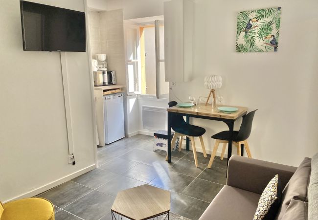 Appartamento a Menton - Affascinante Alloggio nel Cuore del Centro storico di Menton Appartamento a Menton - Affascinante Alloggio nel Cuore del Centro storico di Menton