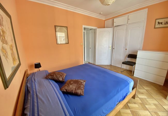 Appartamento a Menton - Bilocale al George 5 con vista mare Appartamento a Menton - Bilocale al George 5 con vista mare