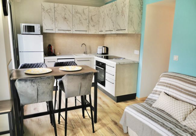 Appartamento a Menton - Appartamento Accogliente all'ultimo piano a Menton Appartamento a Menton - Appartamento Accogliente all'ultimo piano a Menton