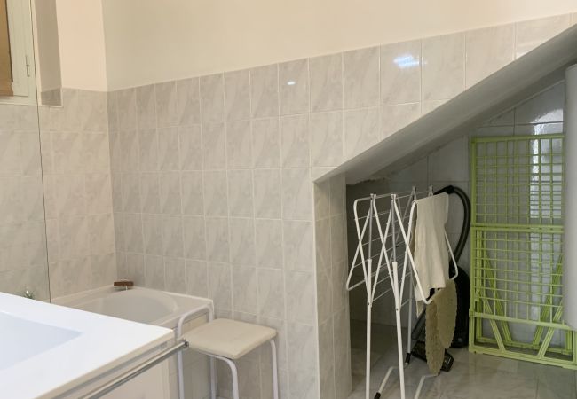 Appartamento a Menton - Carino bilocale con giardino nel centro di Mentone Appartamento a Menton - Carino bilocale con giardino nel centro di Mentone