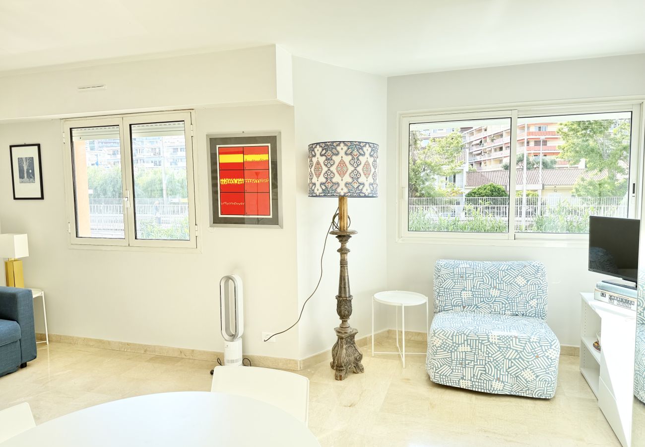 Studio a Roquebrune-Cap-Martin - Monolocale con piscina vicino mare