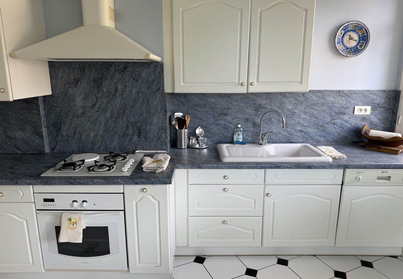 Appartamento a Menton - Grande ultimo piano con vista mare