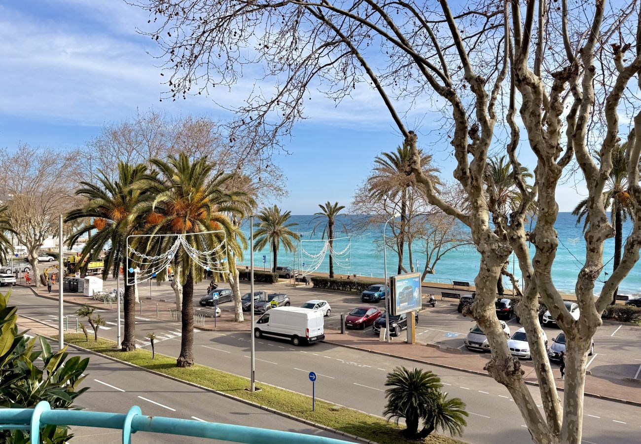 Appartamento a Menton - Grande ultimo piano con vista mare