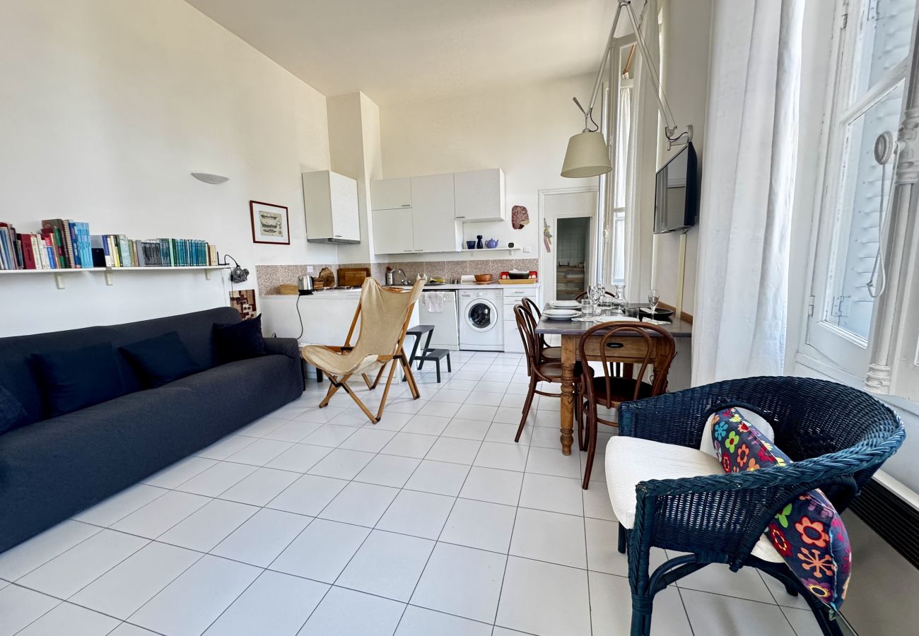 Appartamento a Menton - Cosy appartement à Menton Garavan