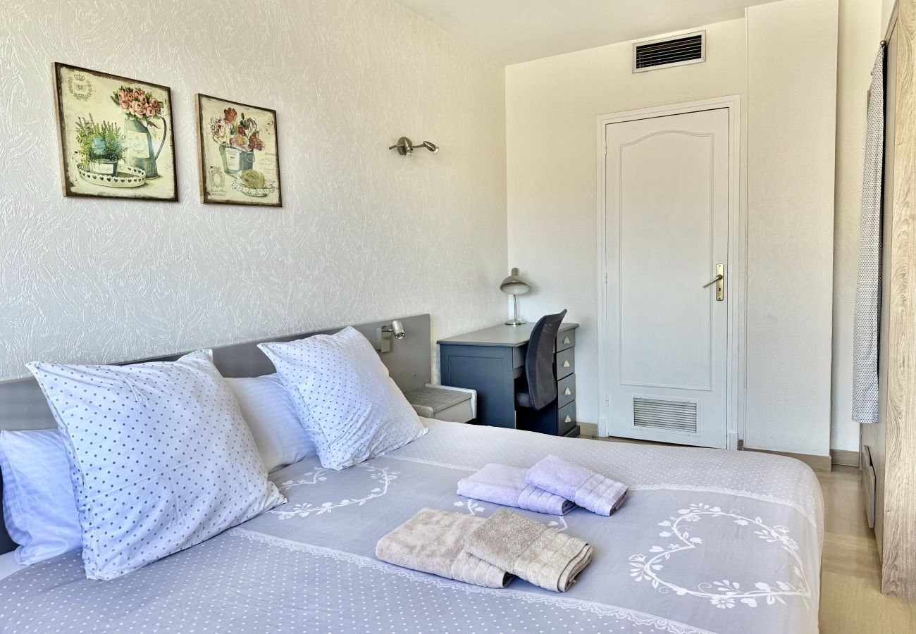Appartement à Menton - Merveilleuse vue mer au Santa Maria