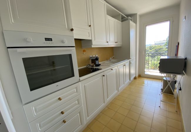 Appartement à Menton - L'Admiral Plaza avec une magnifique vue mer Appartement à Menton - L'Admiral Plaza avec une magnifique vue mer