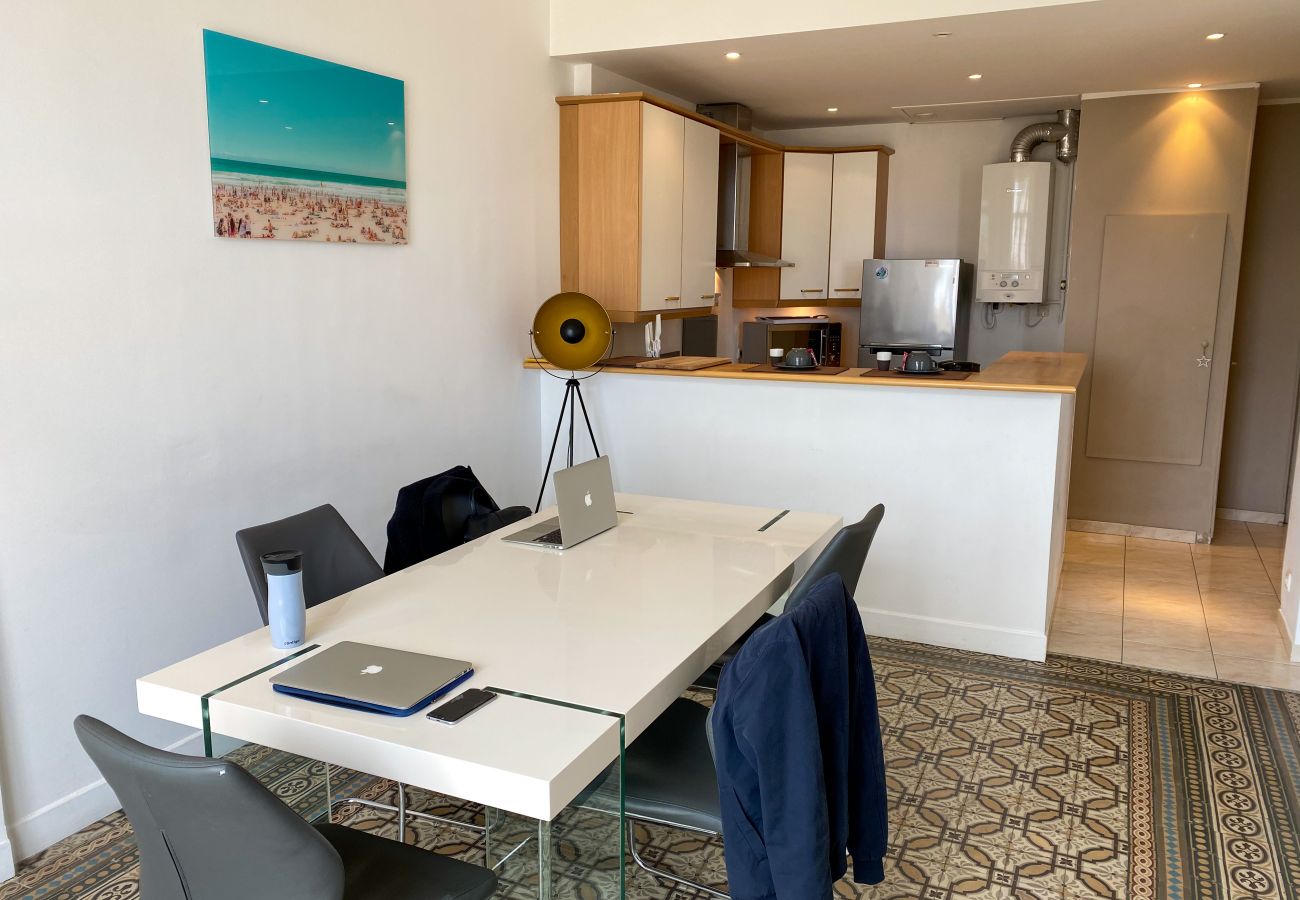 Appartement à Menton - Appartement Élégant avec Terrasse Spacieuse au Garavan Palace