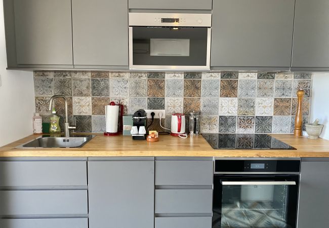 Studio à Menton - Studio vue mer à côté du centre historique Studio à Menton - Studio vue mer à côté du centre historique