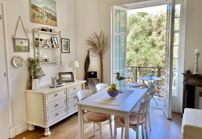  à Menton - Cosy appartement au Garavan Palace