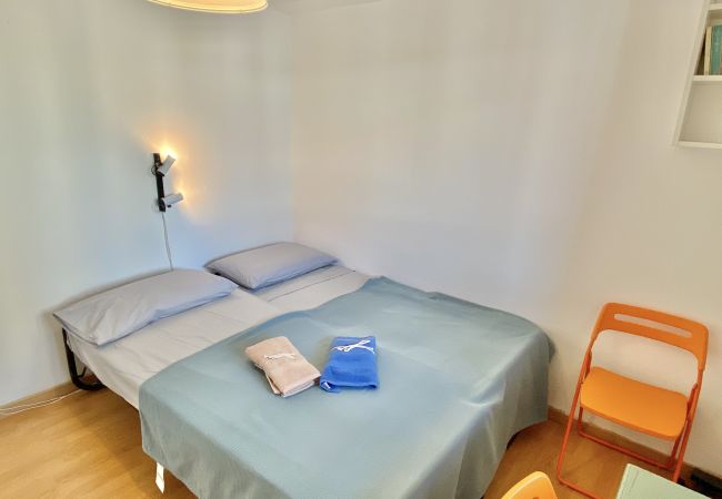 Appartement à Menton - Magnifique vue mer au centre de Menton Appartement à Menton - Magnifique vue mer au centre de Menton