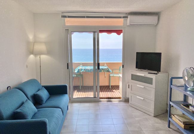 Appartement à Menton - Magnifique vue mer au centre de Menton Appartement à Menton - Magnifique vue mer au centre de Menton