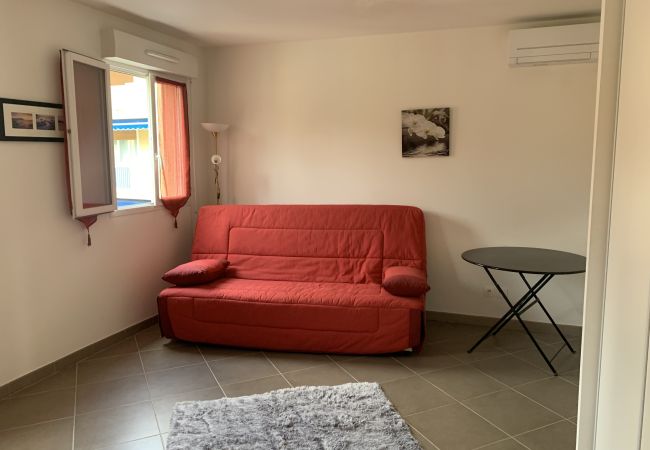 Appartement à Menton - Spacieux T3 avec garage - Menton centre Appartement à Menton - Spacieux T3 avec garage - Menton centre