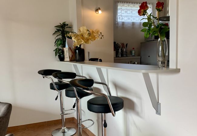 Appartement à Menton - Spacieux T3 avec garage - Menton centre Appartement à Menton - Spacieux T3 avec garage - Menton centre