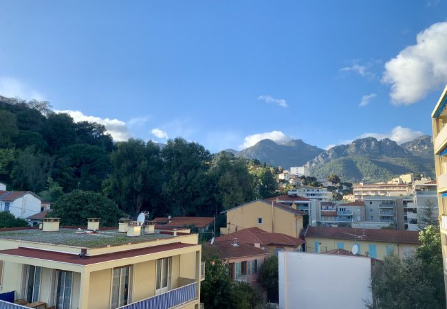 Appartement à Menton - Spacieux T3 avec garage - Menton centre Appartement à Menton - Spacieux T3 avec garage - Menton centre