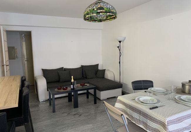 Appartement à Menton - Spacieux T2 au centre de Menton Appartement à Menton - Spacieux T2 au centre de Menton