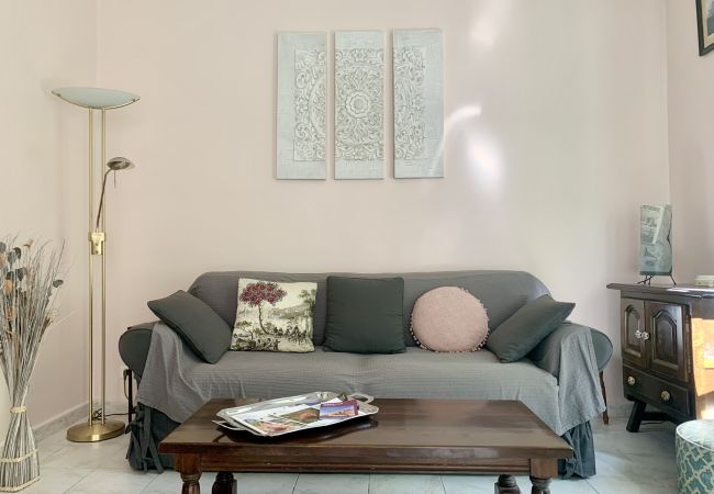 Appartement à Menton - Cosy T2 avec jardin au coeur de Menton Appartement à Menton - Cosy T2 avec jardin au coeur de Menton