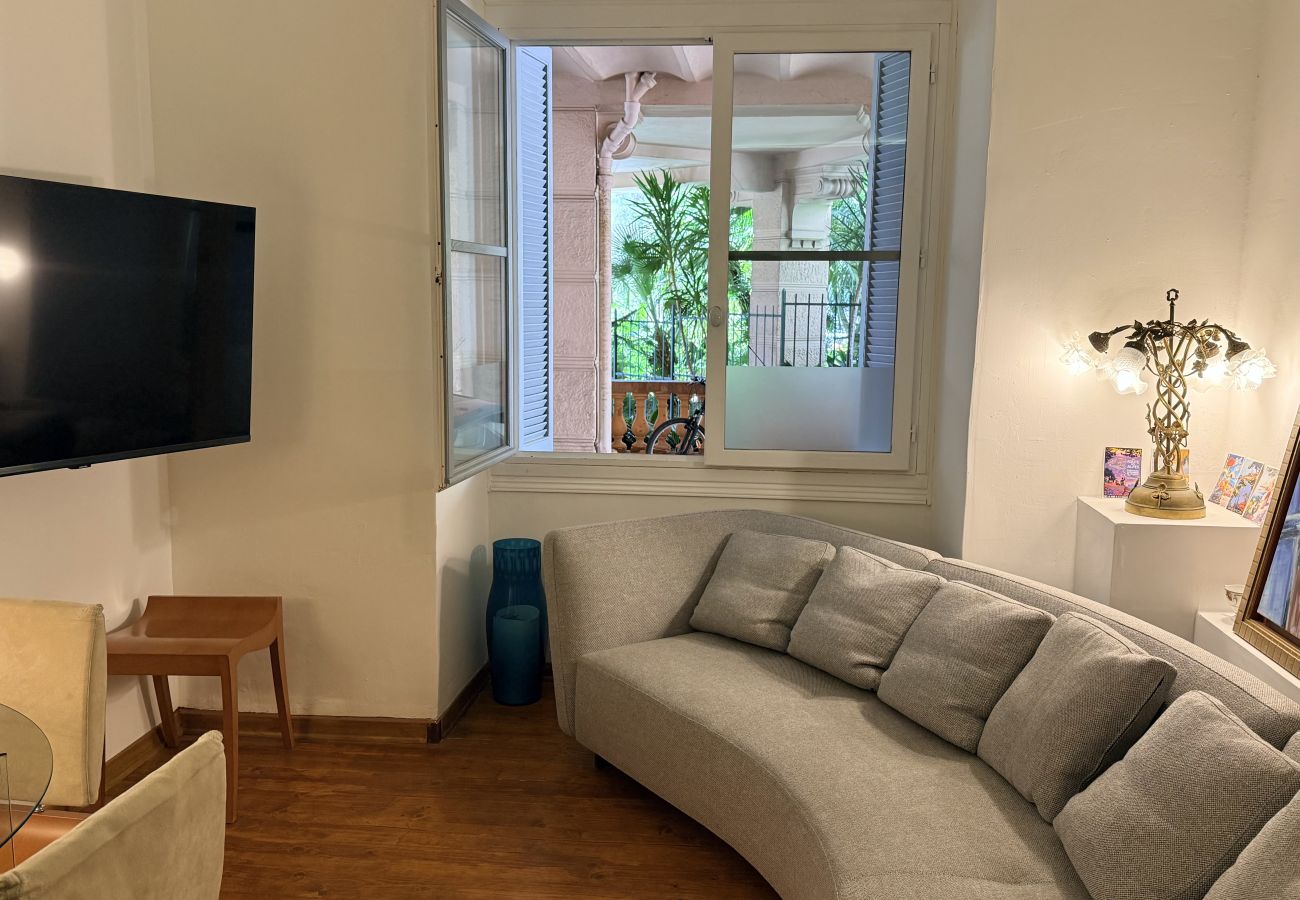 Appartement à Menton - Charmant logement au Riviera Palace