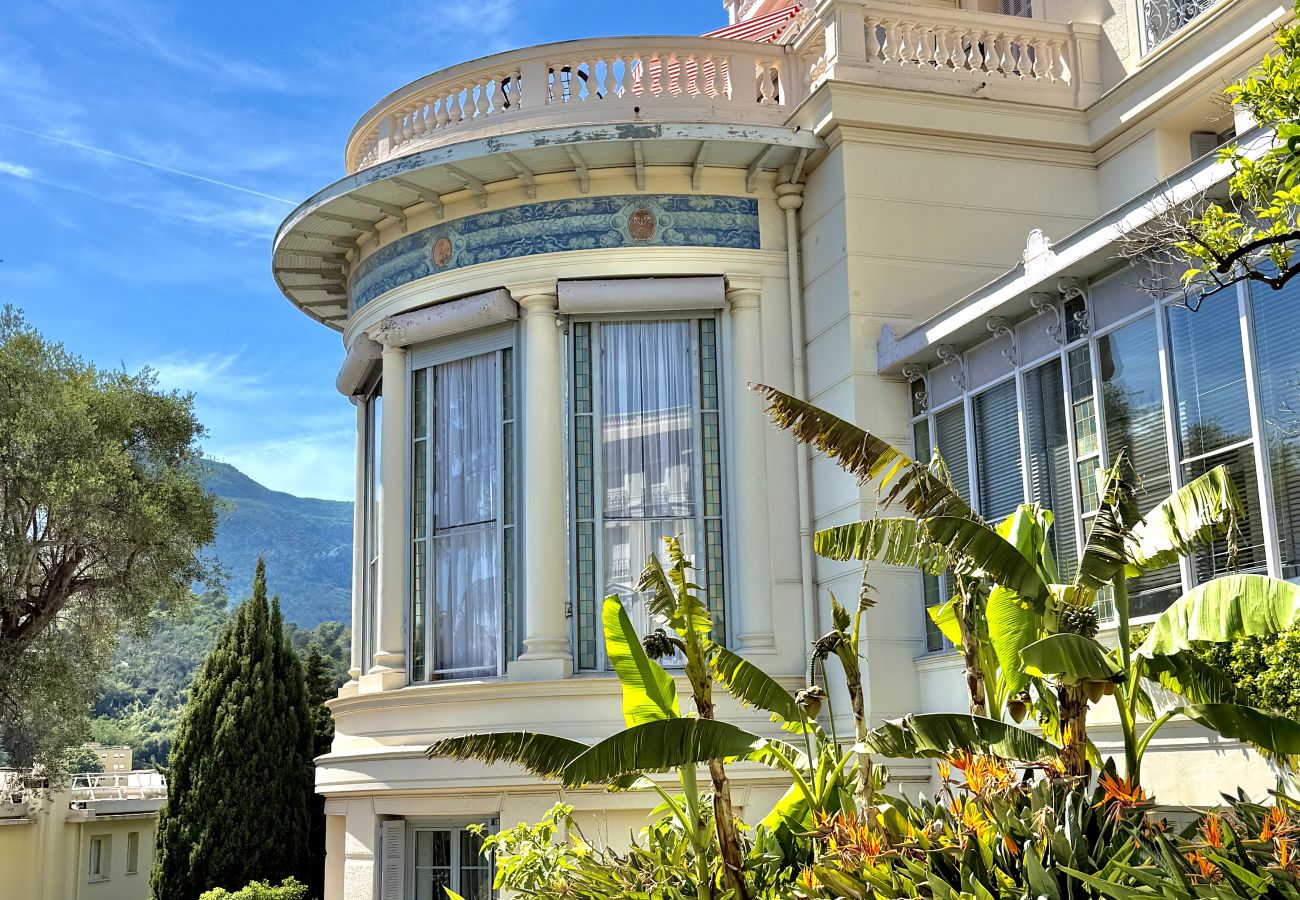 Appartement à Menton - Charmant logement au Riviera Palace