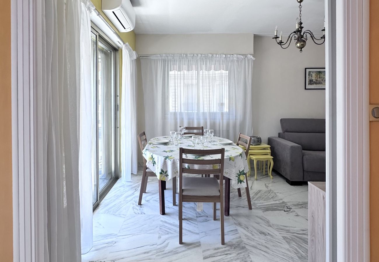 Appartement à Menton - Front de mer de Menton au George V