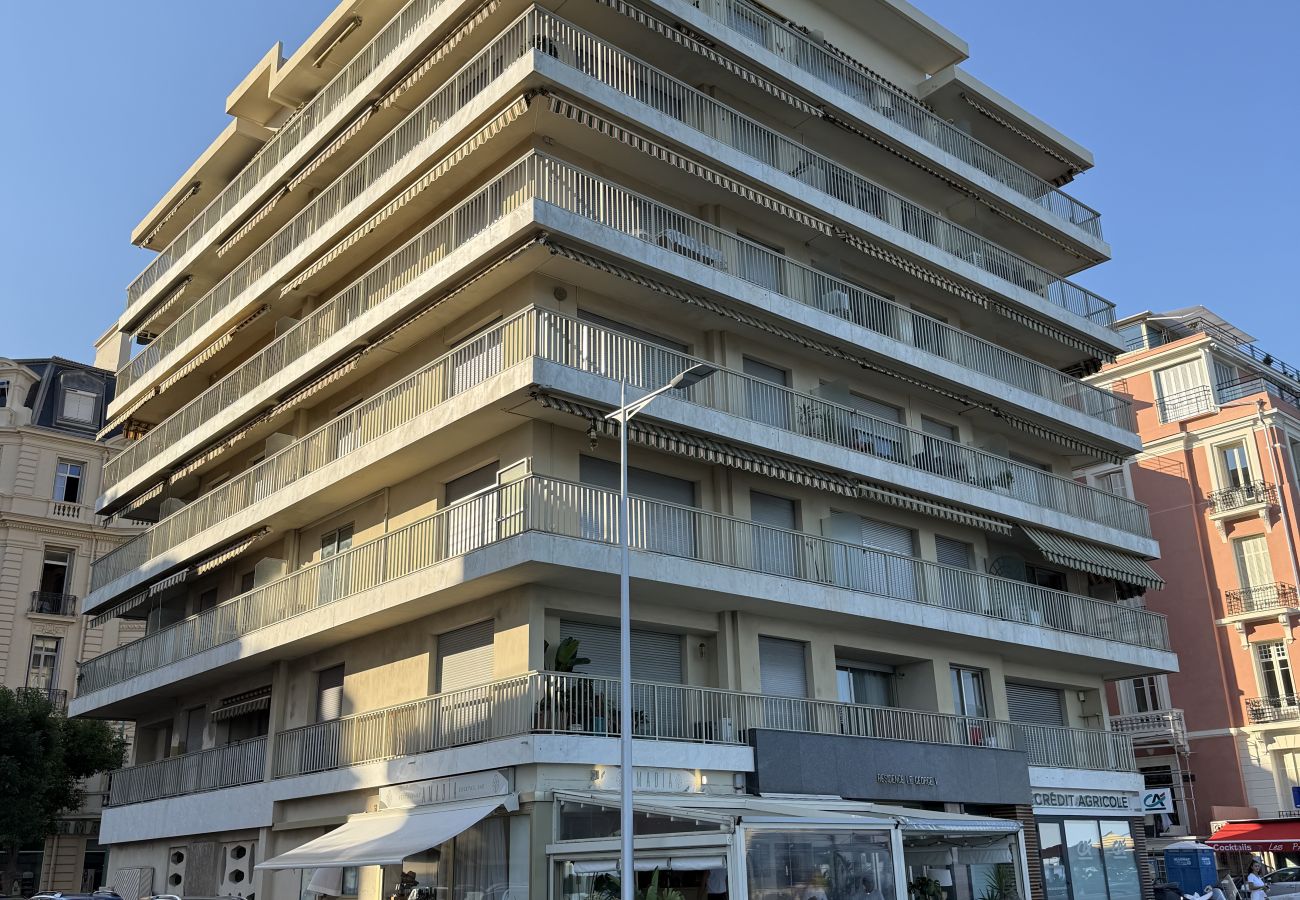 Appartement à Menton - Front de mer de Menton au George V
